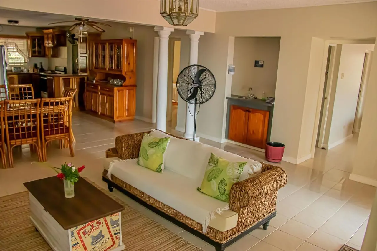 The Whyte House Villa Montego Bay 0*,